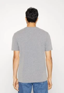 Pier One 3 Pack - T-Shirt Basic - Mottled Light Grey/Pink/Black -Pier One 053252eb1a644e998d56bb8bd9ef18b2 scaled