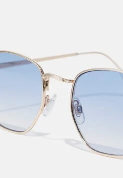 Pier One Unisex - Zonnebril - Light Blue -Pier One 0cc7c833d02d49929210f35ae3c94d09 scaled