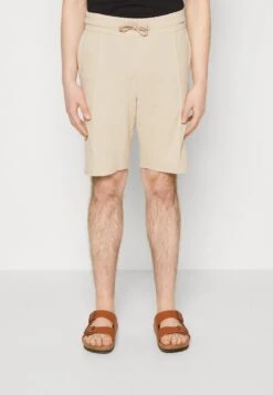Pier One Shorts - Tan