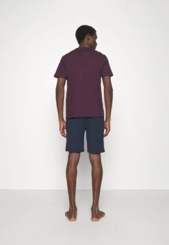 Pier One Pyjama - Dark Blue/Bordeaux -Pier One 19f3d0125f164a408f44d4b9770cce64 scaled