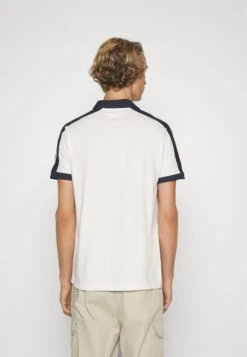 Pier One Poloshirt - Off-White -Pier One 1caf1274d0b24bac89f3d9fa5813de87 scaled