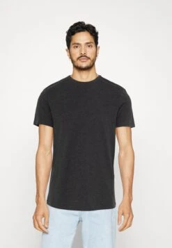 Pier One 5 Pack - T-Shirt Basic - White/Off-White/Lilac -Pier One 32fc02ea853a4fcd806c650af7f948e0 scaled