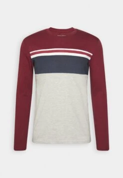 Pier One Longsleeve - Bordeaux -Pier One 37a13dcc2f9740d0b63ea291e6cec9f7 scaled