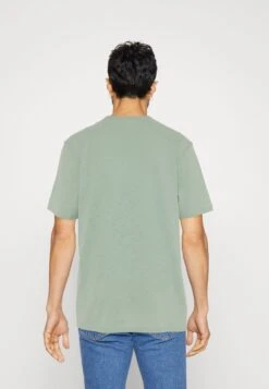 Pier One 5 Pack - T-Shirt Basic - Mint/Off-White/Khaki -Pier One 39f674774e2748fb83e82e2803d04471 scaled