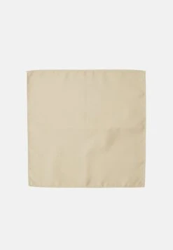 Pier One Set - Pochet - Beige -Pier One 3affd3f2c11045cf8da4fb0e7339a3eb scaled