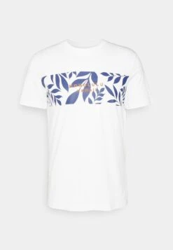 Pier One Leaf Chest Print Tee- T-Shirt Print - White -Pier One 46ced1a8a8cf4ecd9aa5224aae33c7cf scaled