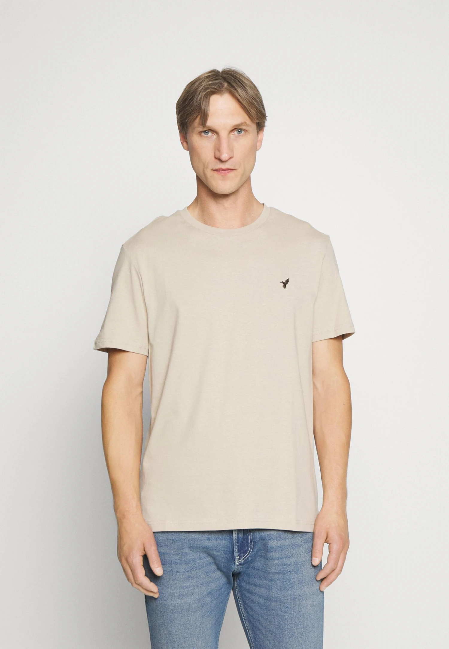 Pier One 3 Pack - T-Shirt Basic - Dark Blue/Beige/Dark Brown 2 Pier One 3 Pack - T-Shirt Basic - Dark Blue/Beige/Dark Brown - Afbeelding 2