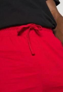 Pier One 3 Pack - Pyjamabroek - Black/Mottled Dark Grey/Red -Pier One 4e0750ec07904855ac543b915c290e27 scaled