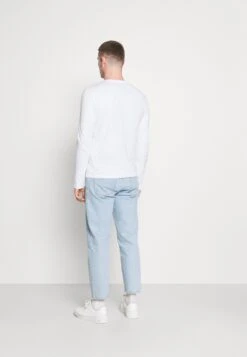 Pier One 5 Pack - Longsleeve - White/Dark Blu/Grey -Pier One 501e285d599547fa8b3d97a7168757c4 scaled