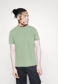 Pier One 7 Pack - T-Shirt Basic - White/Yellow/Lilac -Pier One 56c30a29de7145ecb570519538b9bcc3 scaled