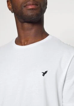 Pier One 5 Pack - T-Shirt Basic - White/Blue/Stone -Pier One 5838dd46526247959db36fa669d89e4b scaled