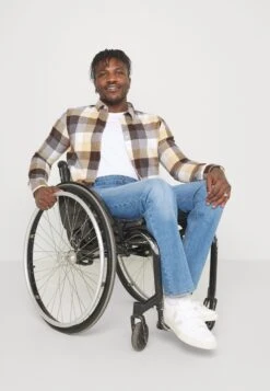 Pier One Straight Leg Jeans - Blue Denim -Pier One 687ddc46ce7b45b38dbb2a8f3548cf47 scaled