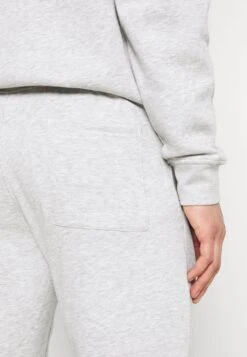 Pier One 2 Pack - Trainingsbroek - Mottled Light Grey/Mottled Dark Blue -Pier One 737d28e17a324ecc9e683cebbda75492 scaled