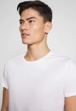 Pier One 5 Pack - T-Shirt Basic - Olive/ White/ Navy /Yellow /Black -Pier One 77c2d2519090484184f315586af02578 scaled