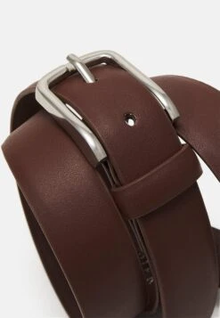 Pier One Riem - Dark Brown -Pier One 793aa717557c4c139b0d4ba4869a72b1 scaled