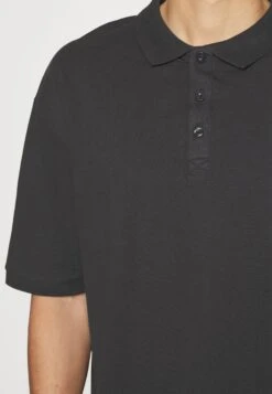 Pier One Poloshirt -Black -Pier One 7b055135ff6c47fc957d2520b0c88617 scaled