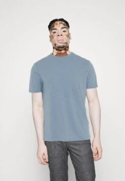 Pier One 7 Pack - T-Shirt Basic - White/Yellow/Lilac -Pier One 7ffd67499c2a4ac297cf75df17af3af3 scaled