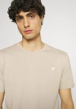 Pier One 5 Pack - T-Shirt Basic - Dark Grey/Dark Blue/Olive -Pier One 81ca3230dbe2475a9421f41f39991c57 scaled