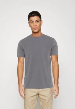 Pier One 7 Pack - T-Shirt Basic - Red/Silver/Royal Blue -Pier One 82c0ab2289fb4d04a1dab9691664f114 scaled