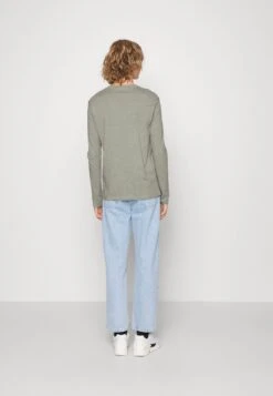 Pier One 5 Pack - Longsleeve - Black/Dark Blue/Stone -Pier One 8c24bc676a254072a665adeab726f9f5 scaled