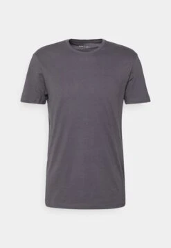 Pier One 7 Pack - T-Shirt Basic - Black/Green/Bordeaux -Pier One 94e2ef9c2bb646028638e27f41280819 scaled