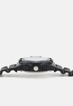 Pier One Digitaal Horloge - Black -Pier One 99f42e00e4e84d3ab001d2f6ecf13bd3 scaled