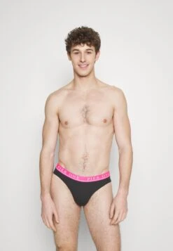 Pier One Branded Waistband Briefs 3 Pack - Slip - Black
