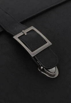 Pier One Aktetas - 802 - Black -Pier One a0daf5dc2db74fed92af0c067fd475b3 scaled