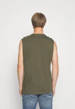 Pier One 2 Pack - Top - Black/Khaki -Pier One a3d3b64758904829b611838c1def50fc scaled