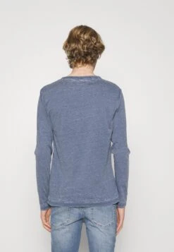 Pier One Longsleeve - Blue -Pier One aacdadf796434ed2bcaf4301c227c8a0 scaled