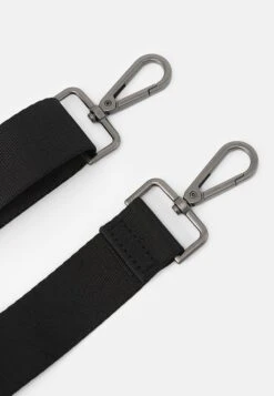 Pier One Aktetas - 802 - Black -Pier One ca2bce1b647d4077a05a94838999958f scaled