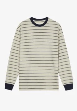 Pier One Longsleeve - White 8 Pier One Longsleeve - White -Pier One ca7dc991ddf348388806a59adf1c496f scaled