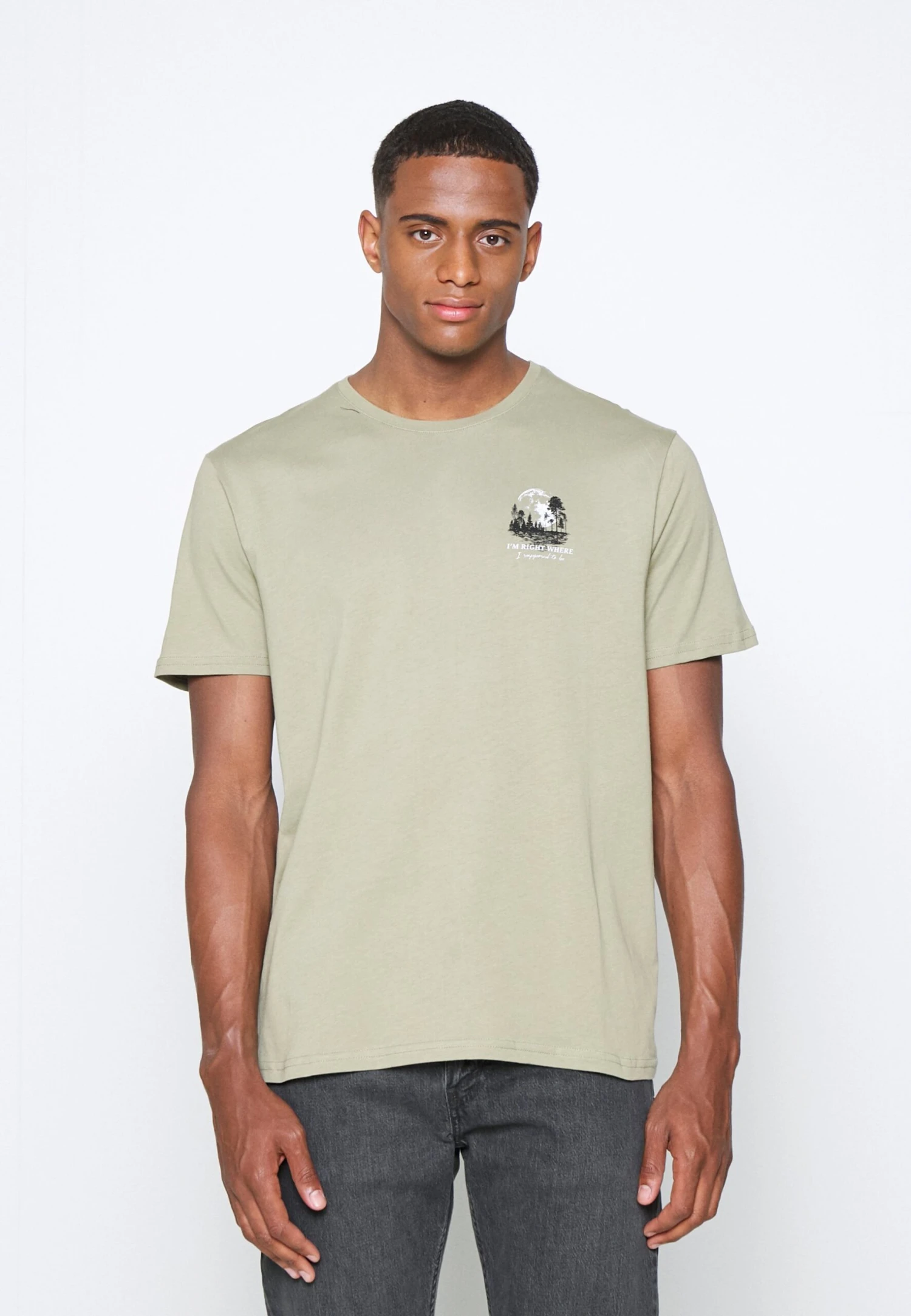 Pier One Moon Scene Graphic T-Shirt - T-Shirt Print - Olive 4 Pier One Moon Scene Graphic T-Shirt - T-Shirt Print - Olive - Afbeelding 4