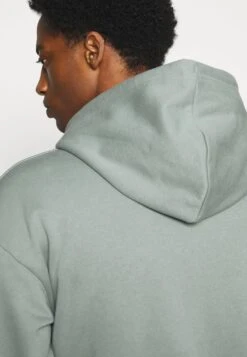 Pier One 2 Pack - Hoodie - Black/Green -Pier One ceb870e6e1a5401494c6672b152d220e scaled