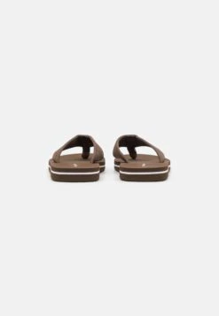 Pier One Teensandalen - Brown -Pier One d02ec5d86dd740a39b070710c53791a6 scaled