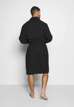 Pier One Badjas - Lack -Pier One d614789e87404273b6304883ac5a35bf scaled