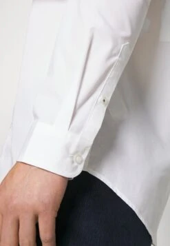 Pier One 2 Pack - Overhemd - White/Olive -Pier One d6657347294c4fd5a48a2a505813ffb1 scaled