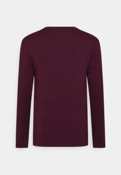 Pier One Pyjama - Bordeaux/Dark Blue 8 Pier One Pyjama - Bordeaux/Dark Blue -Pier One ddcaf8bd164e44a195ca47398e1db8c9 scaled