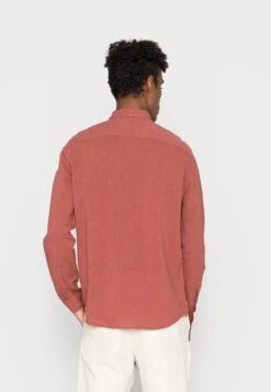 Pier One Overhemd - Cognac -Pier One e5f32f4175564023b7728f0be51ca3e0 scaled
