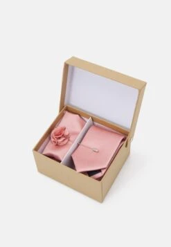 Pier One Set - Overige Accessoires - Pink -Pier One ecc40dfacdcc4f4e875d92878e9ced65 scaled