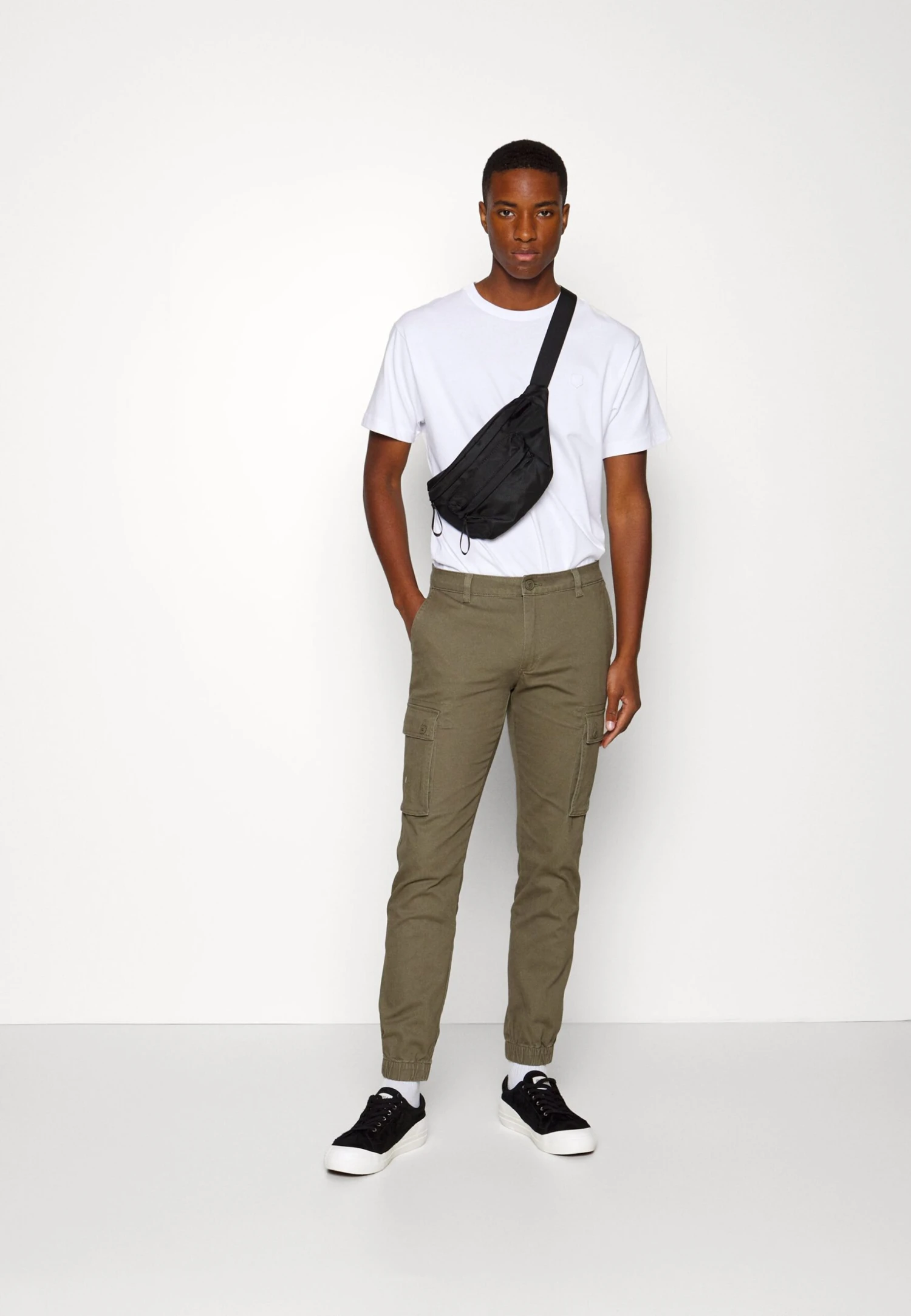 Pier One 2 Pack - Cargobroek - Olive/Black 1 Pier One 2 Pack - Cargobroek - Olive/Black