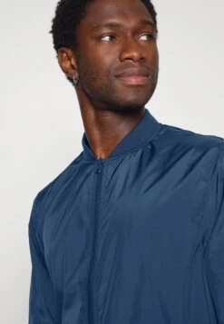 Pier One Bomberjacks -Dark Blue -Pier One f471d7cddf4d4350a56d062a538415d3 scaled