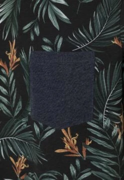 Pier One 2 Pack - T-Shirt Print - White/Multi-Coloured 13 Pier One 2 Pack - T-Shirt Print - White/Multi-Coloured -Pier One f60a19bf04324eb98fa6e9c69f399f60 scaled